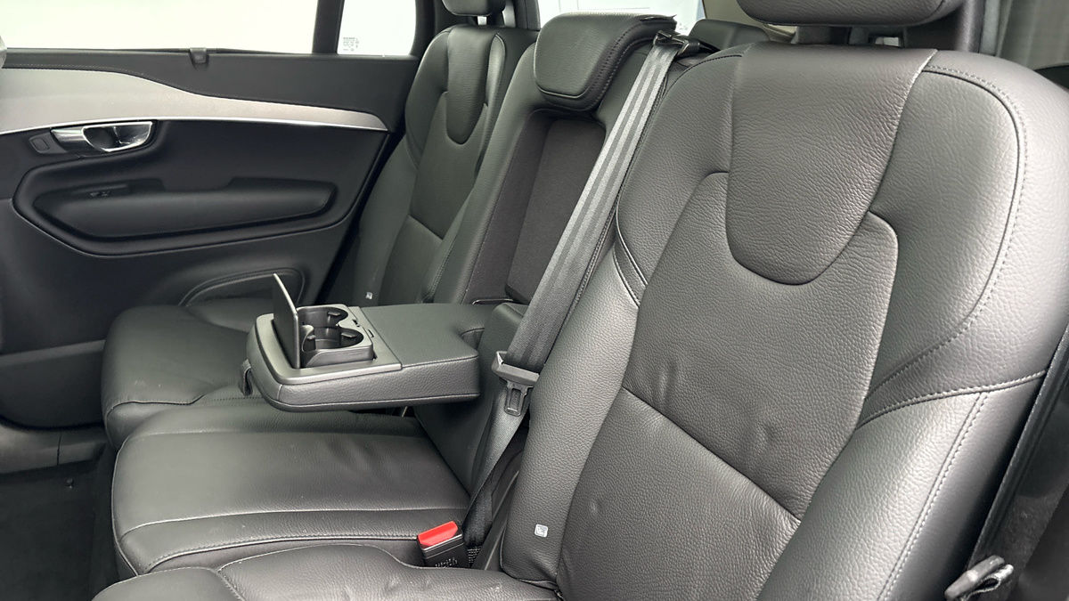 Volvo XC90 Image 9