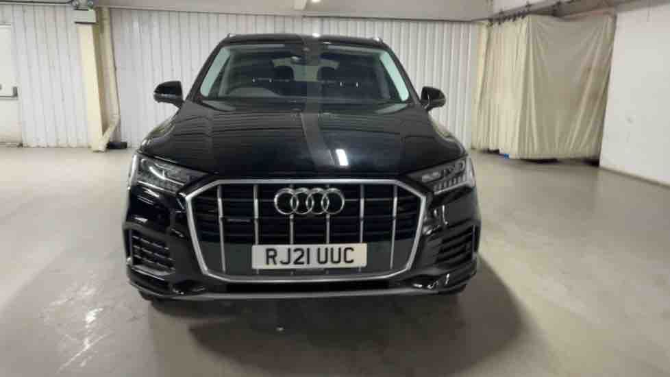 More views of Audi Q7