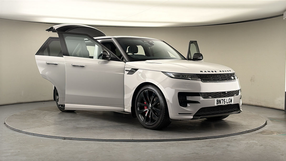 More views of Land Rover Range Rover Sport