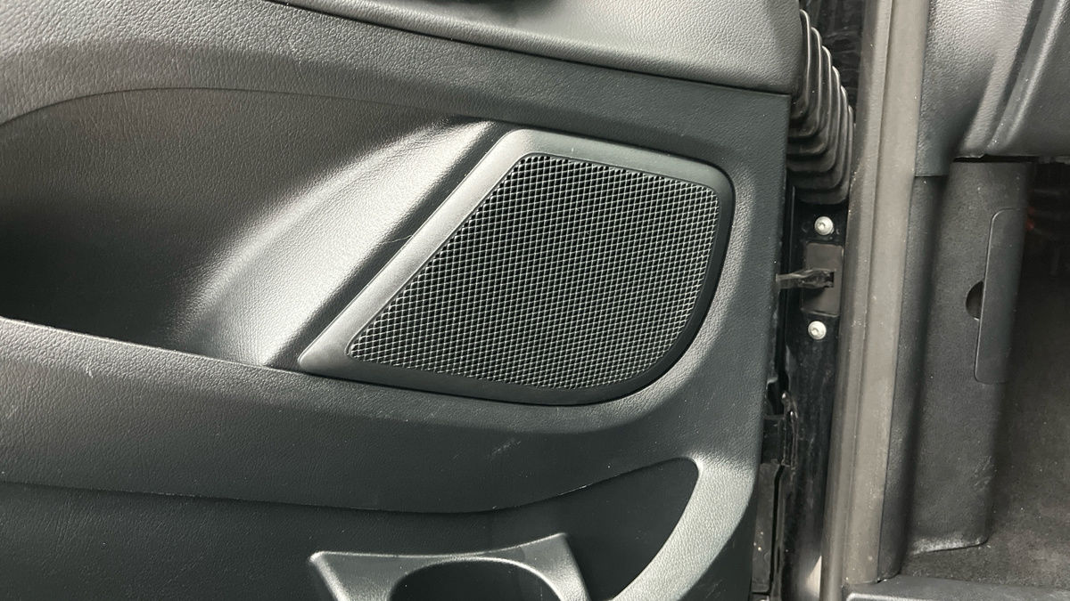 Mercedes-Benz V Class Image 9