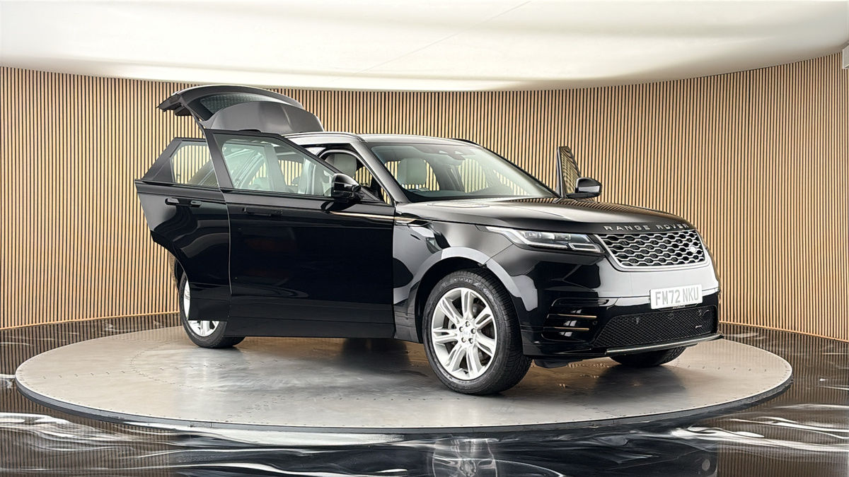 More views of Land Rover Range Rover Velar