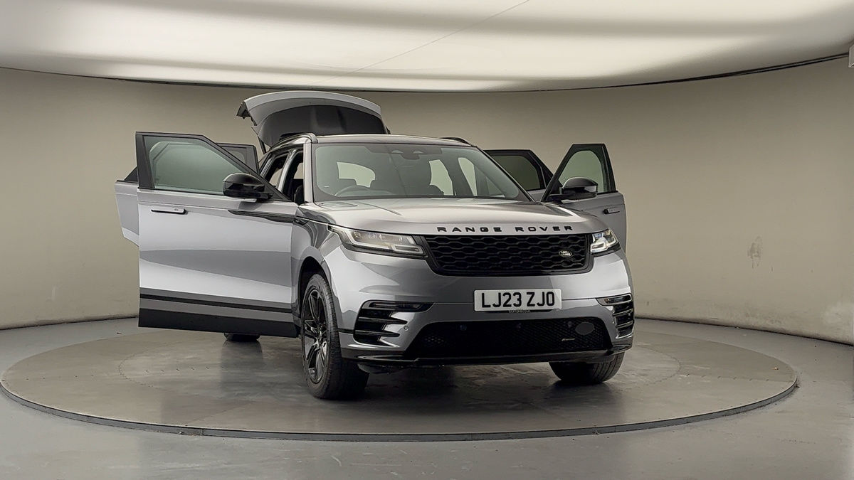 More views of Land Rover Range Rover Velar
