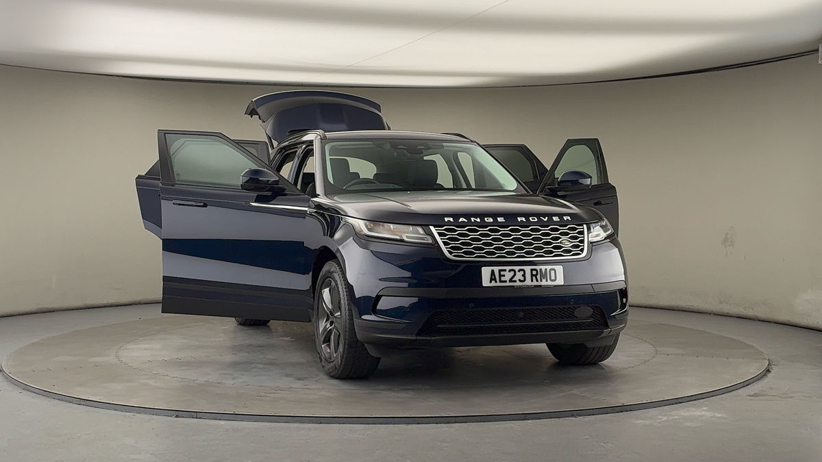 More views of Land Rover Range Rover Velar