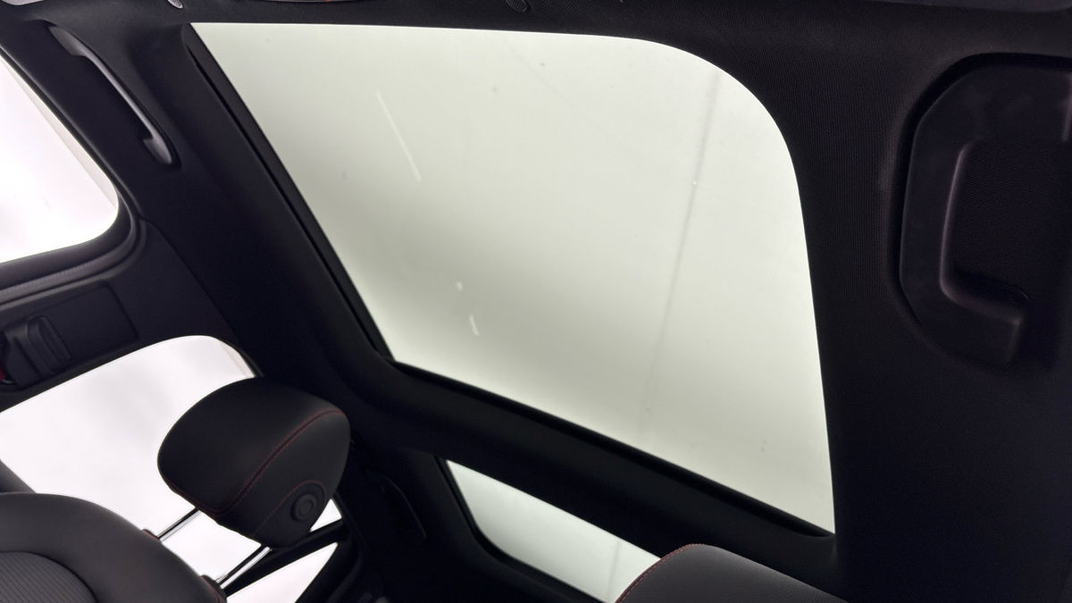Mercedes-Benz GLC Image 6