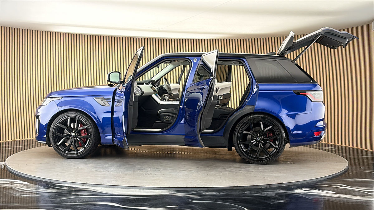 More views of Land Rover Range Rover Sport