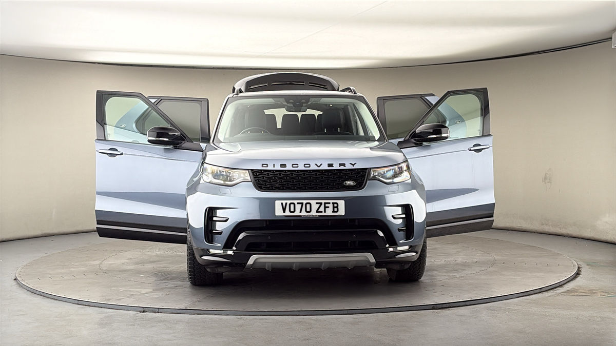 More views of Land Rover Discovery