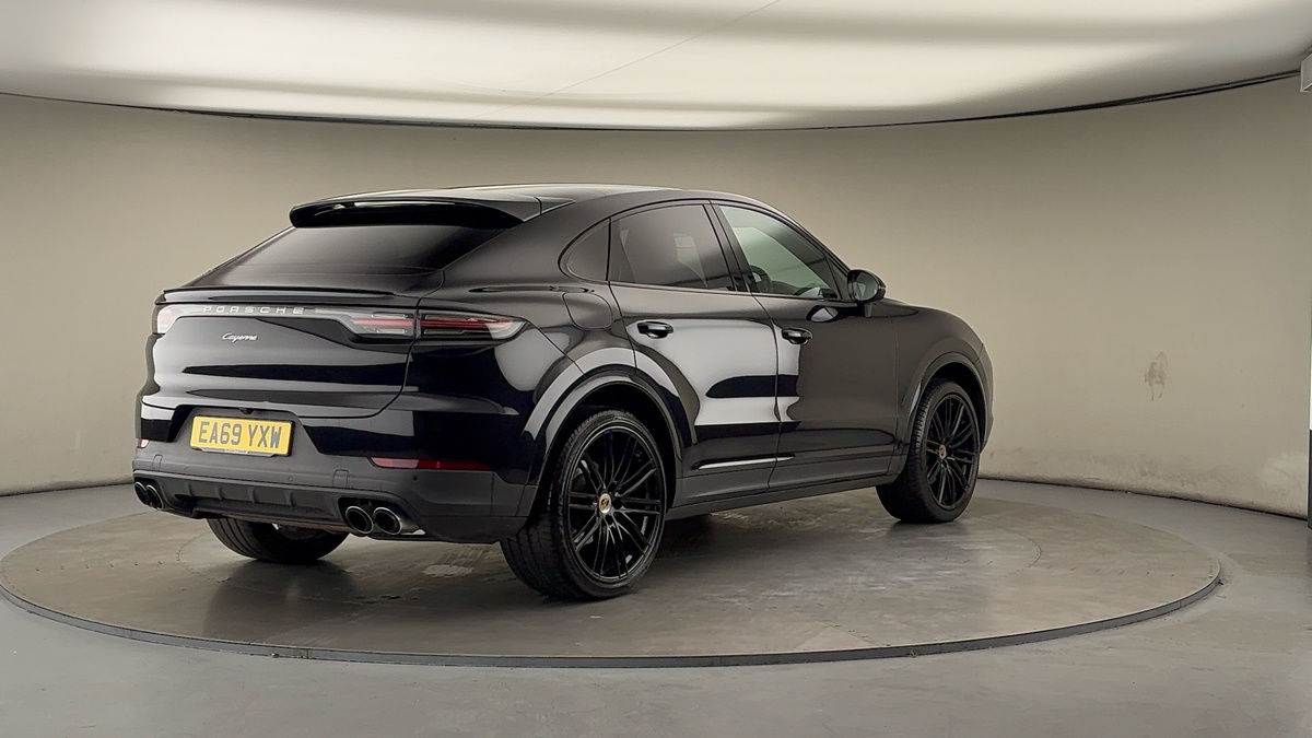 More views of Porsche Cayenne