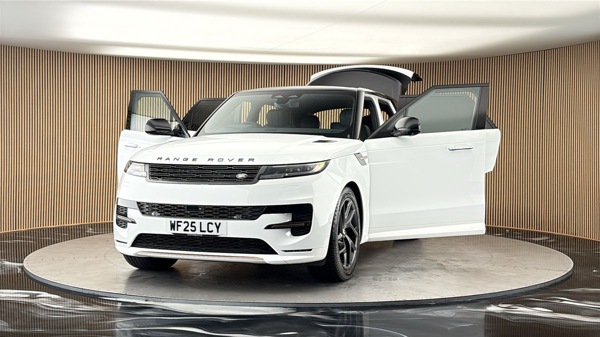 More views of Land Rover Range Rover Sport