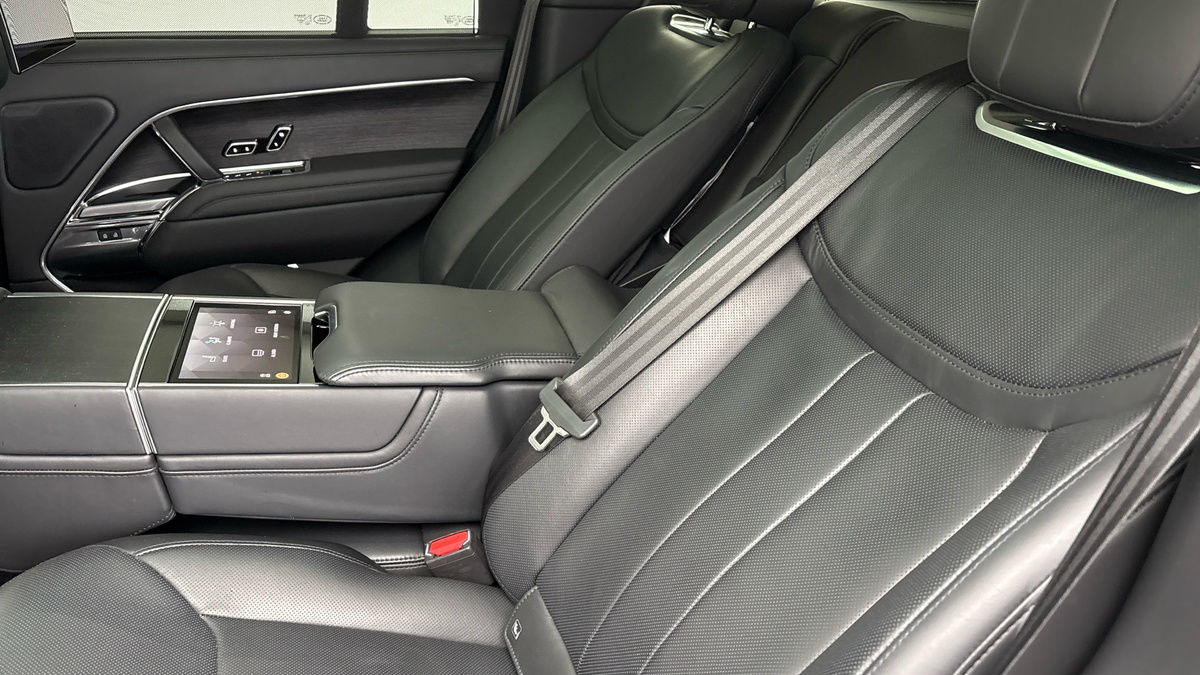 Land Rover Range Rover Image 9