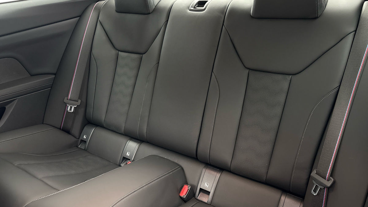 BMW M4 Competition Image 8