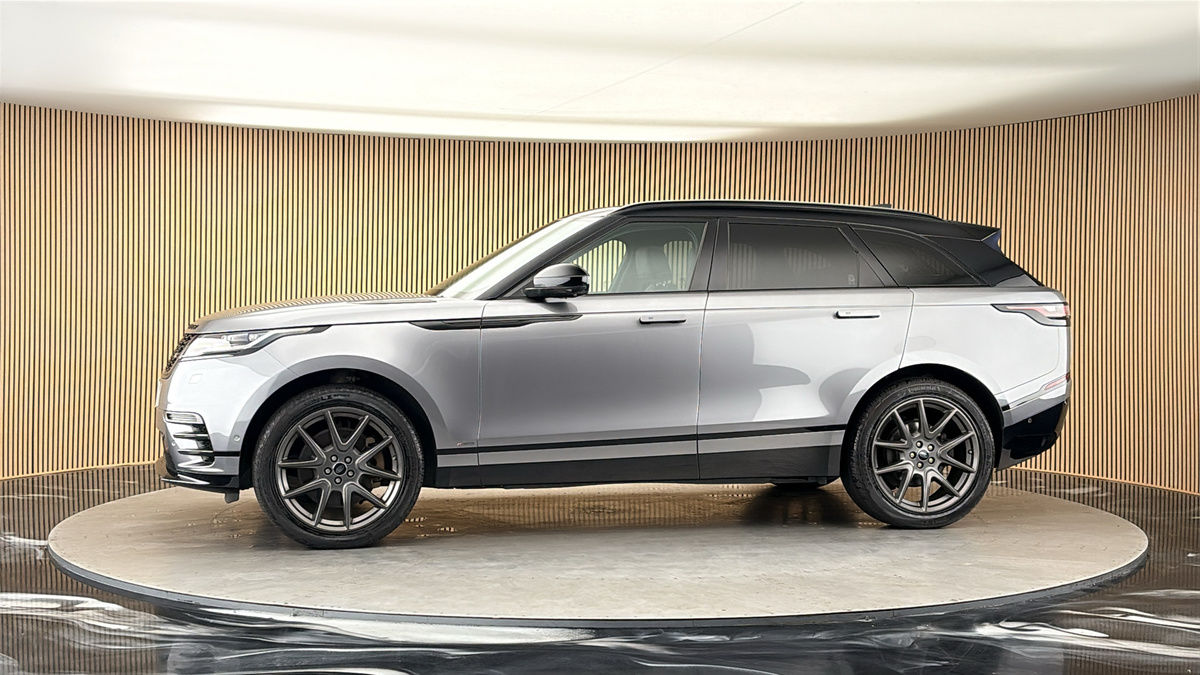 More views of Land Rover Range Rover Velar