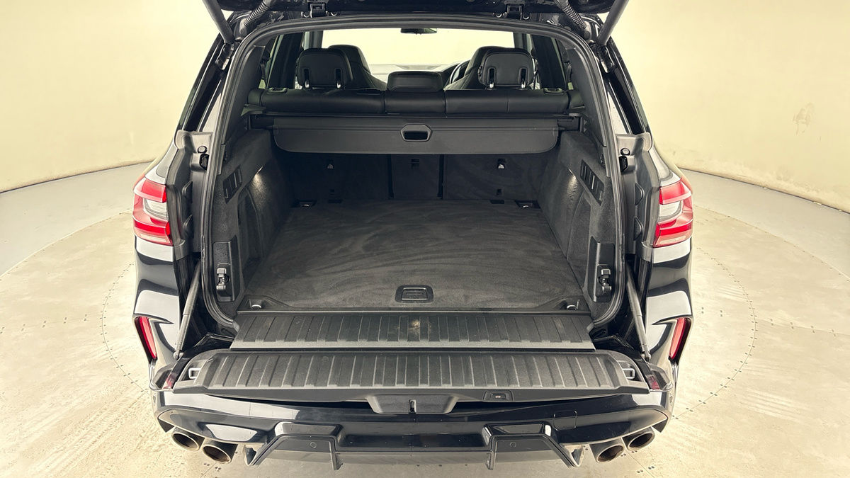 BMW X5 M Image 11