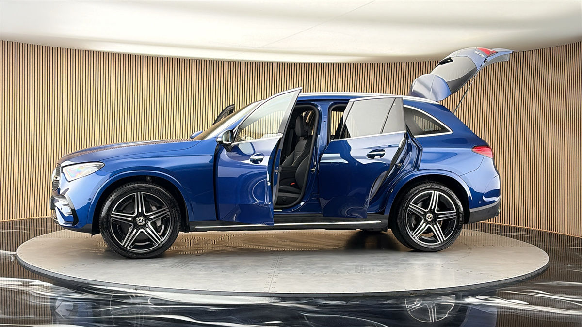More views of Mercedes-Benz GLC