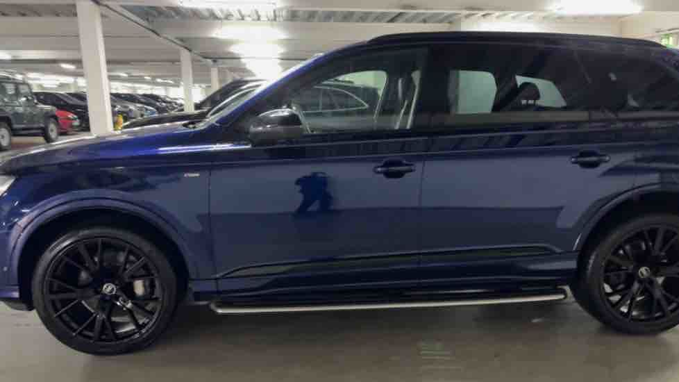More views of Audi Q7