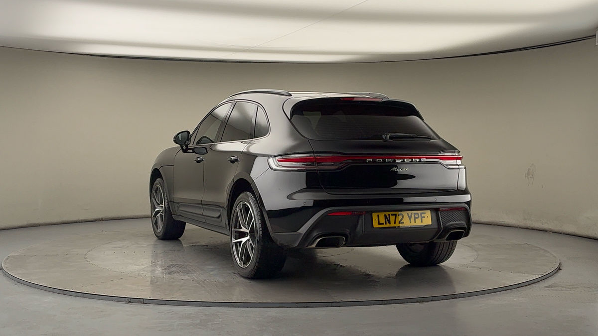 More views of Porsche Macan