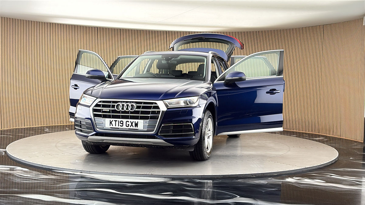 More views of Audi Q5