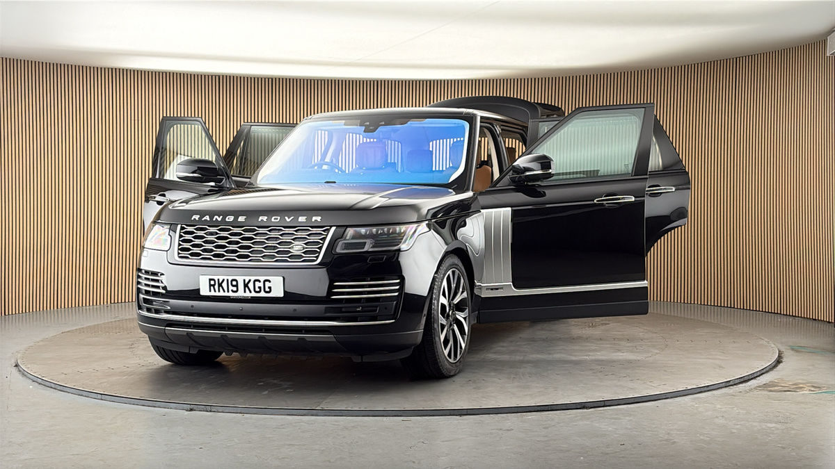 More views of Land Rover Range Rover