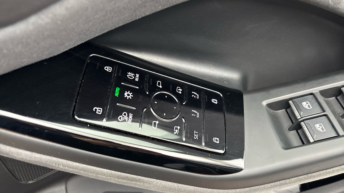 Audi Q6 e-tron Image 32