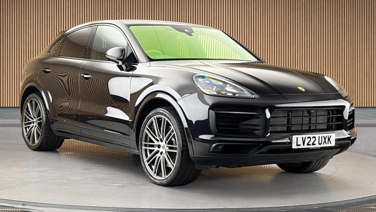 Porsche Cayenne Sticky Header Image