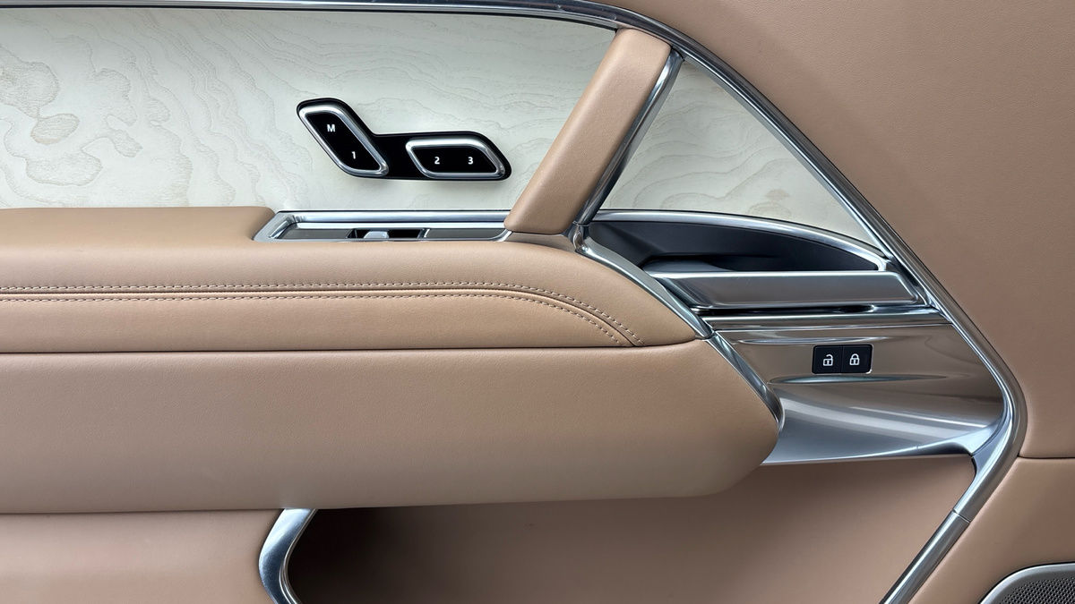 Land Rover Range Rover Image 19