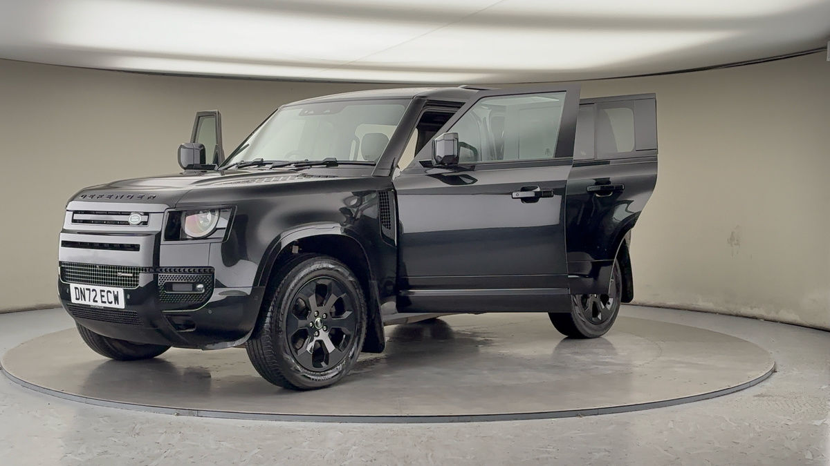 More views of Land Rover Defender 110