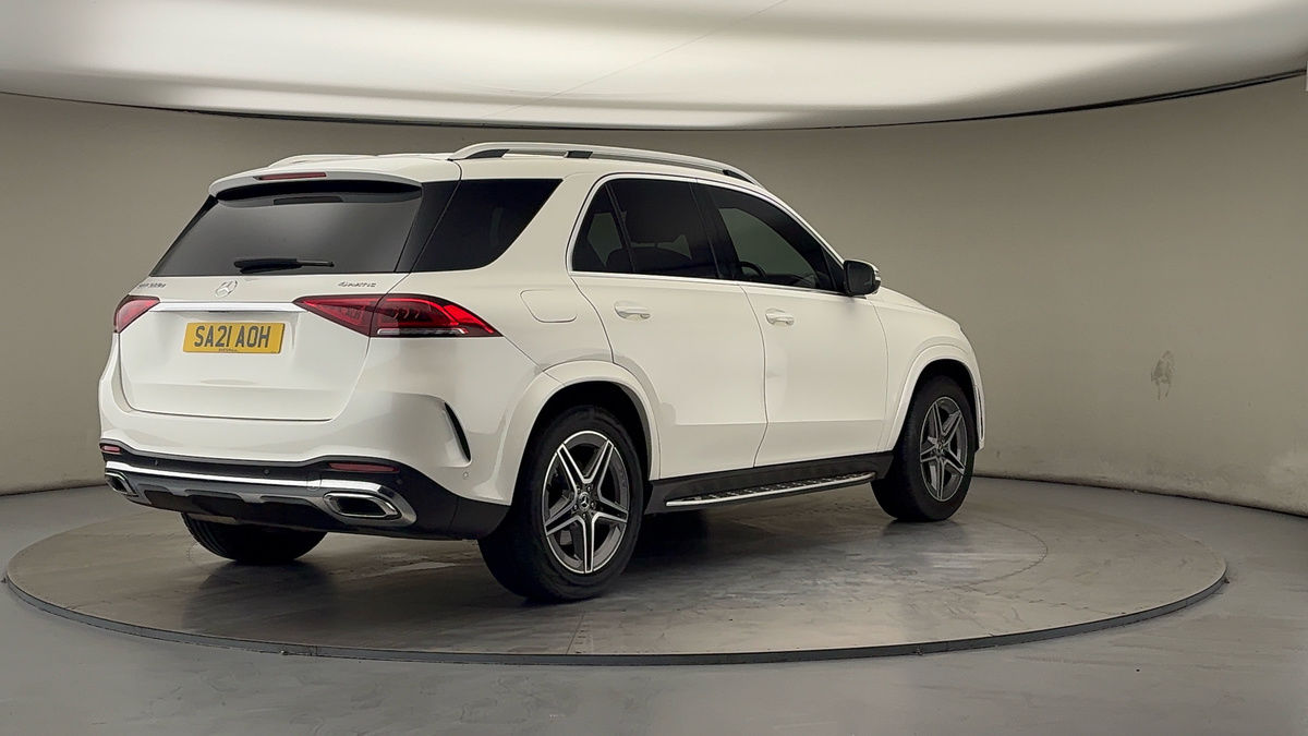 More views of Mercedes-Benz GLE