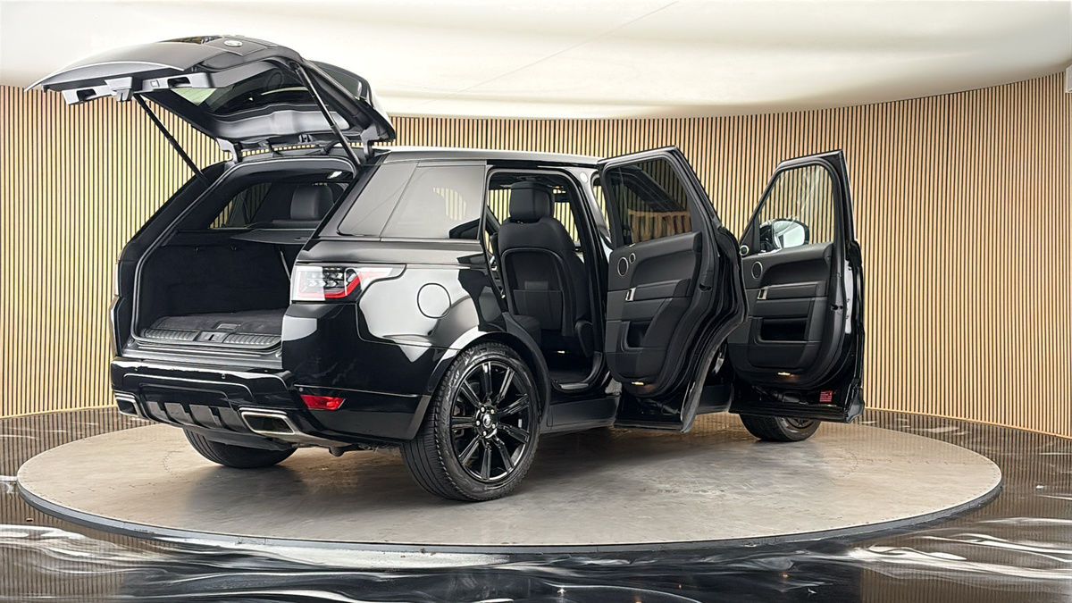 More views of Land Rover Range Rover Sport