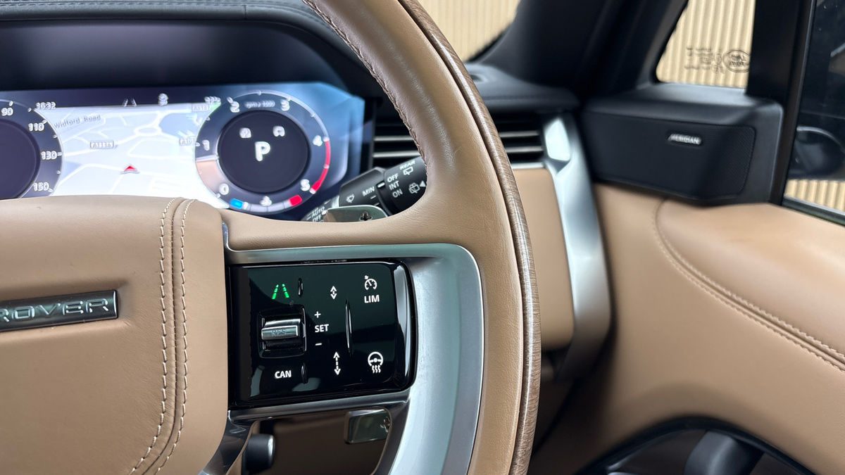 Land Rover Range Rover Image 14