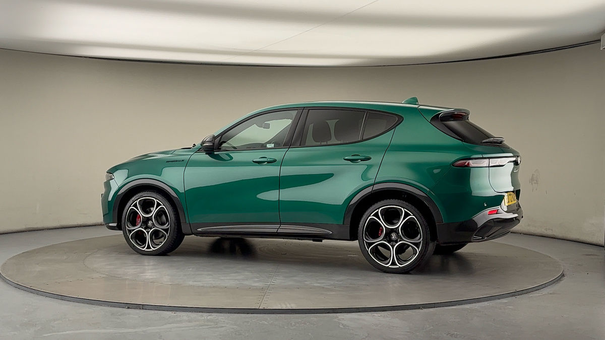 More views of Alfa Romeo Tonale