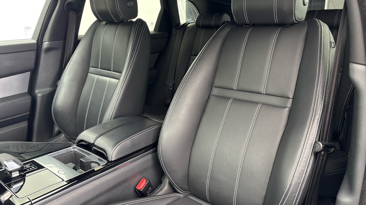 Land Rover Range Rover Velar Image 7