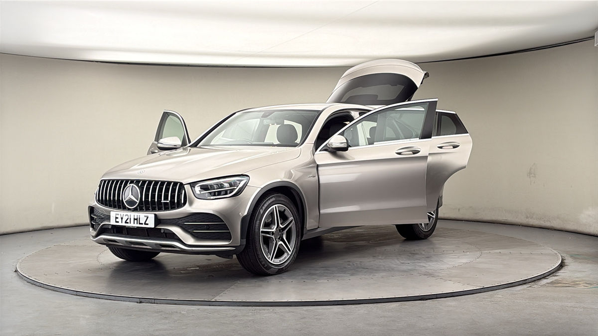 More views of Mercedes-Benz GLC