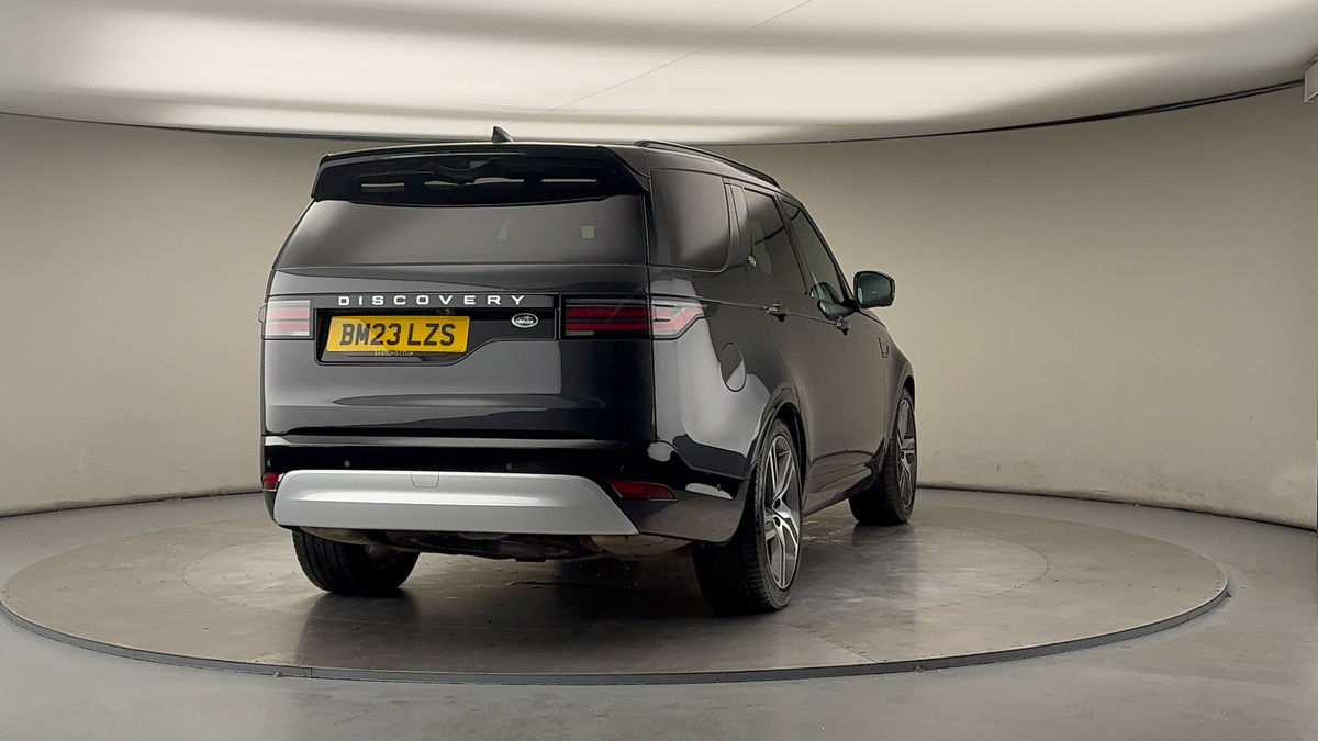 More views of Land Rover Discovery
