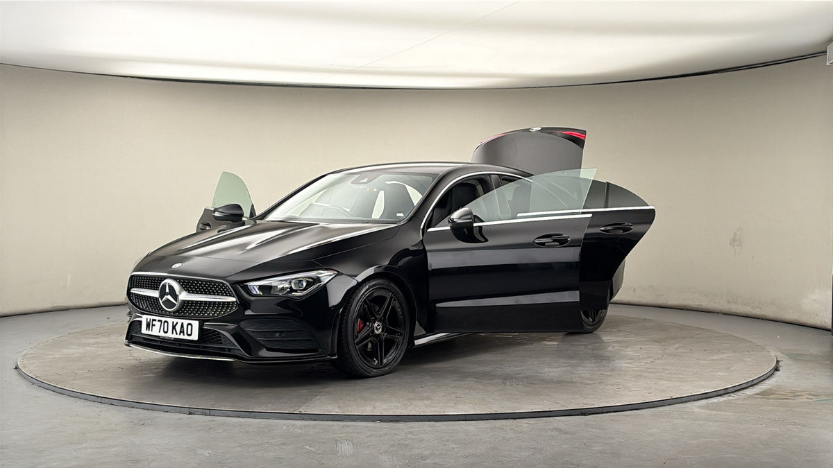 Mercedes-Benz CLA Image 22