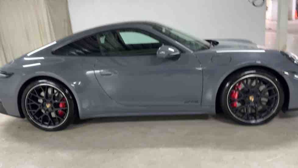 More views of Porsche 911
