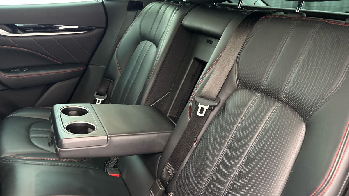 Maserati Levante Image 9