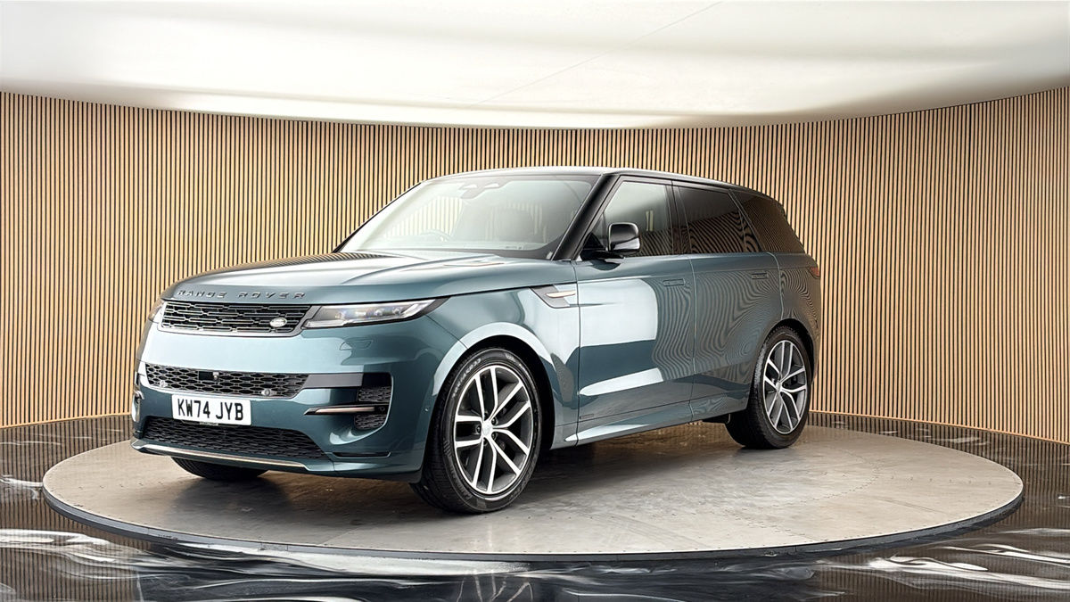 More views of Land Rover Range Rover Sport