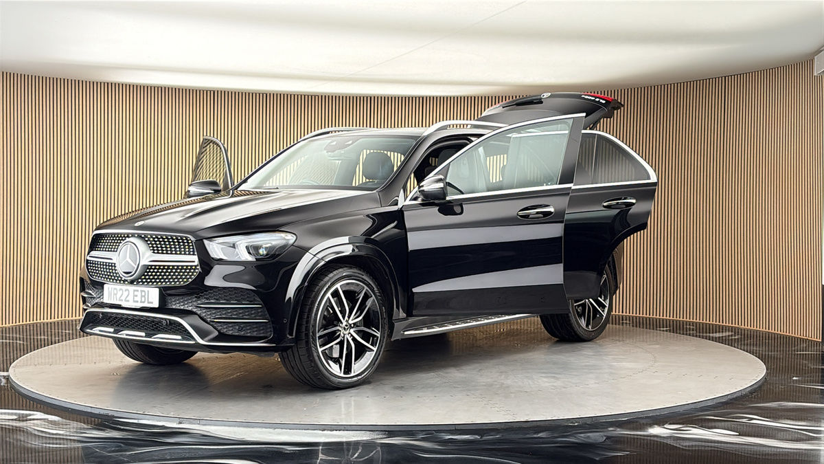 More views of Mercedes-Benz GLE