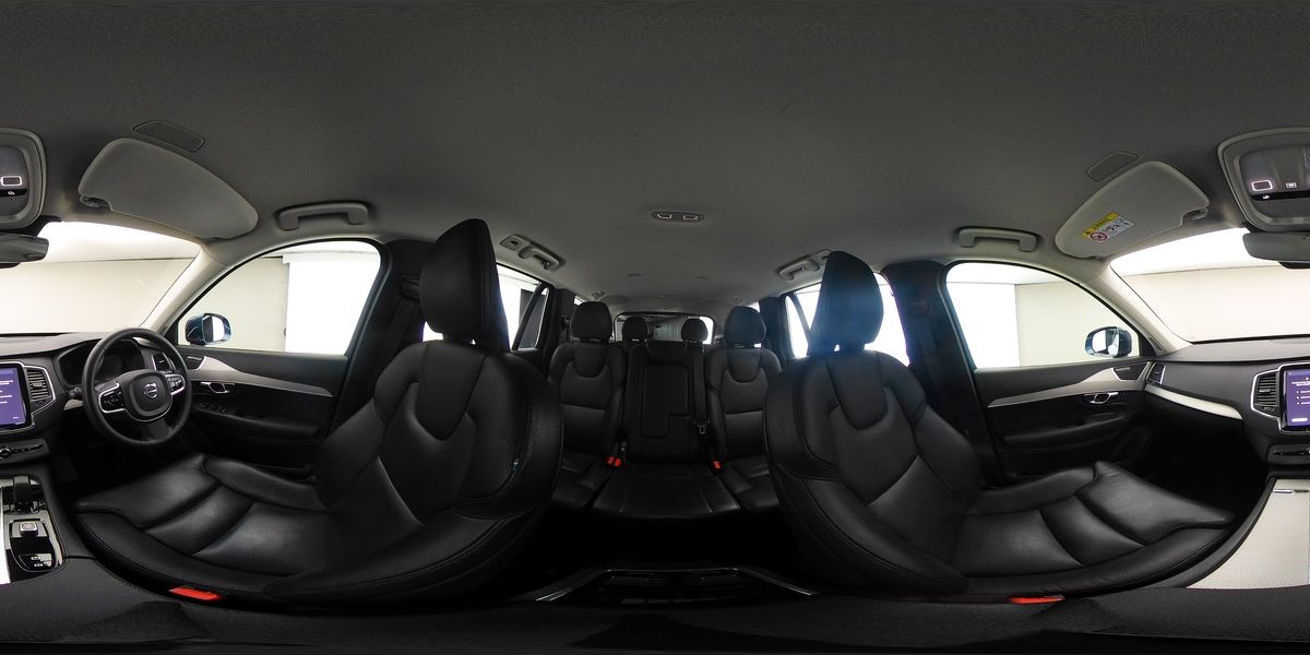 More views of Volvo XC90