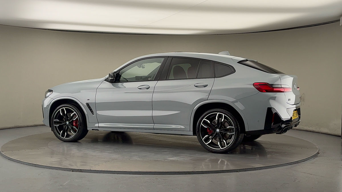 More views of BMW X4