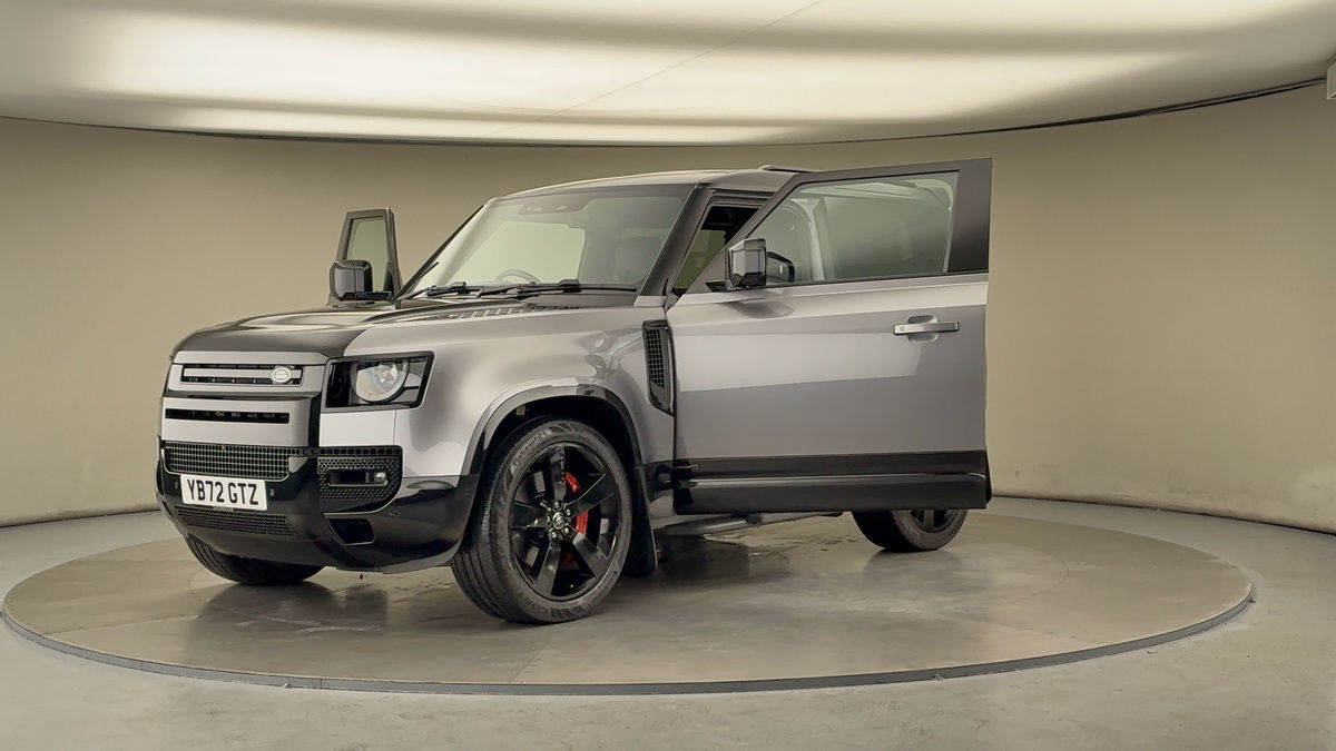 More views of Land Rover Defender 90