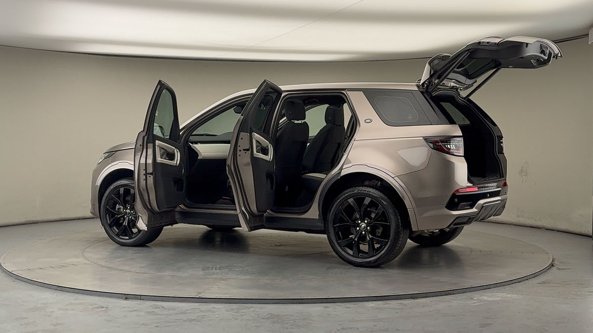 More views of Land Rover Discovery Sport