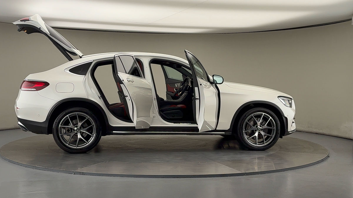 More views of Mercedes-Benz GLC