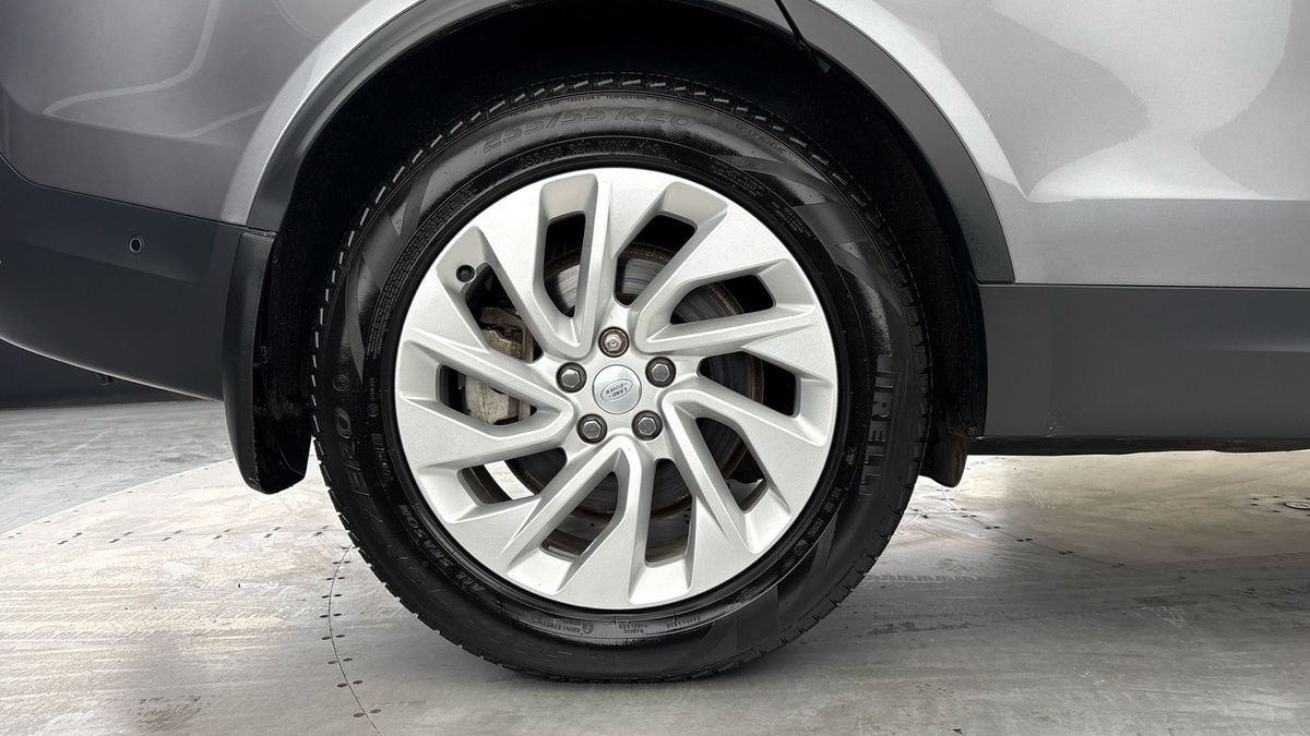 Land Rover Discovery Image 10