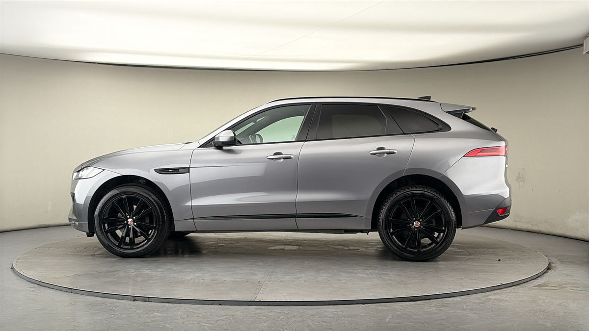 More views of Jaguar F-PACE