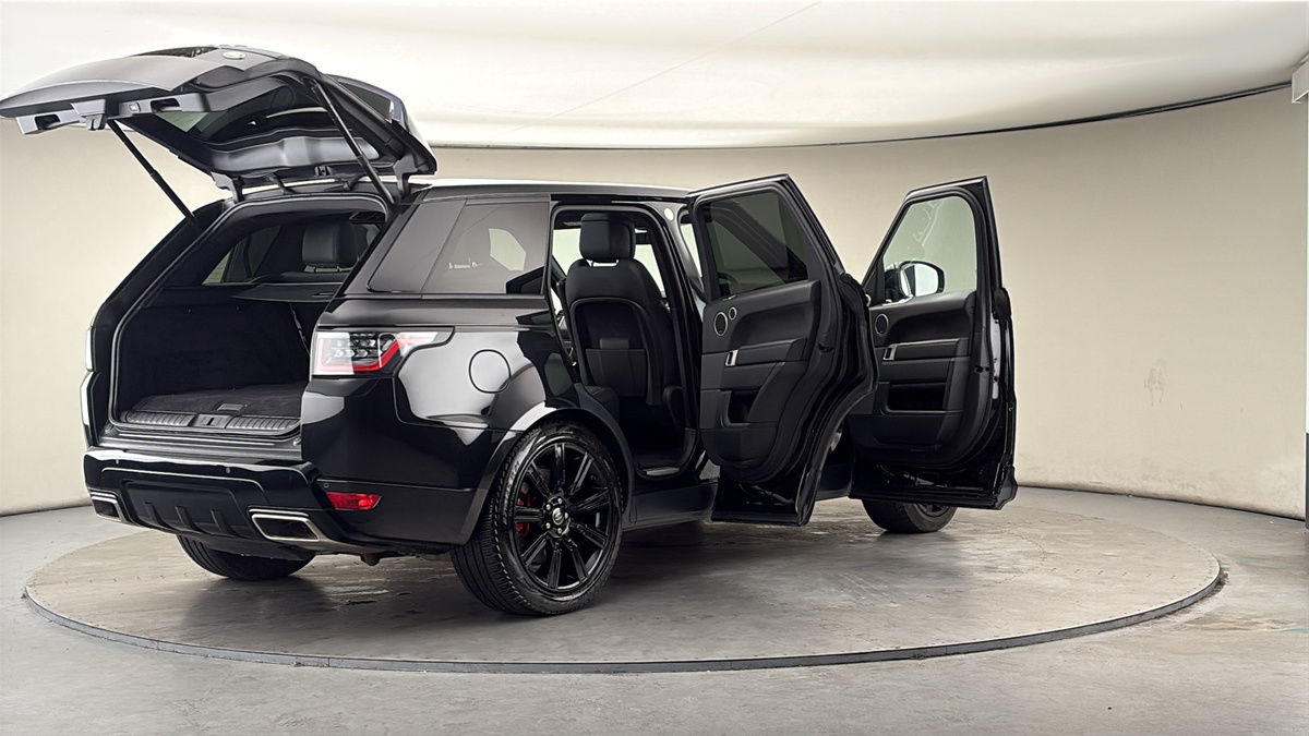 More views of Land Rover Range Rover Sport