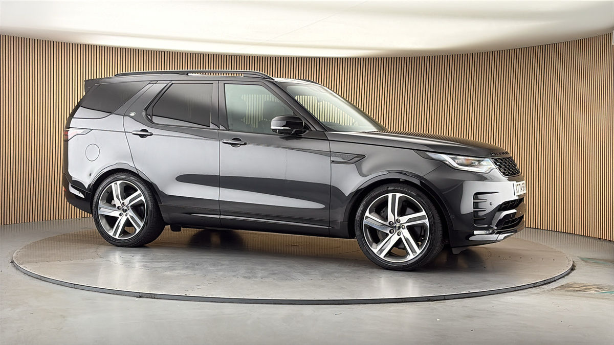 More views of Land Rover Discovery
