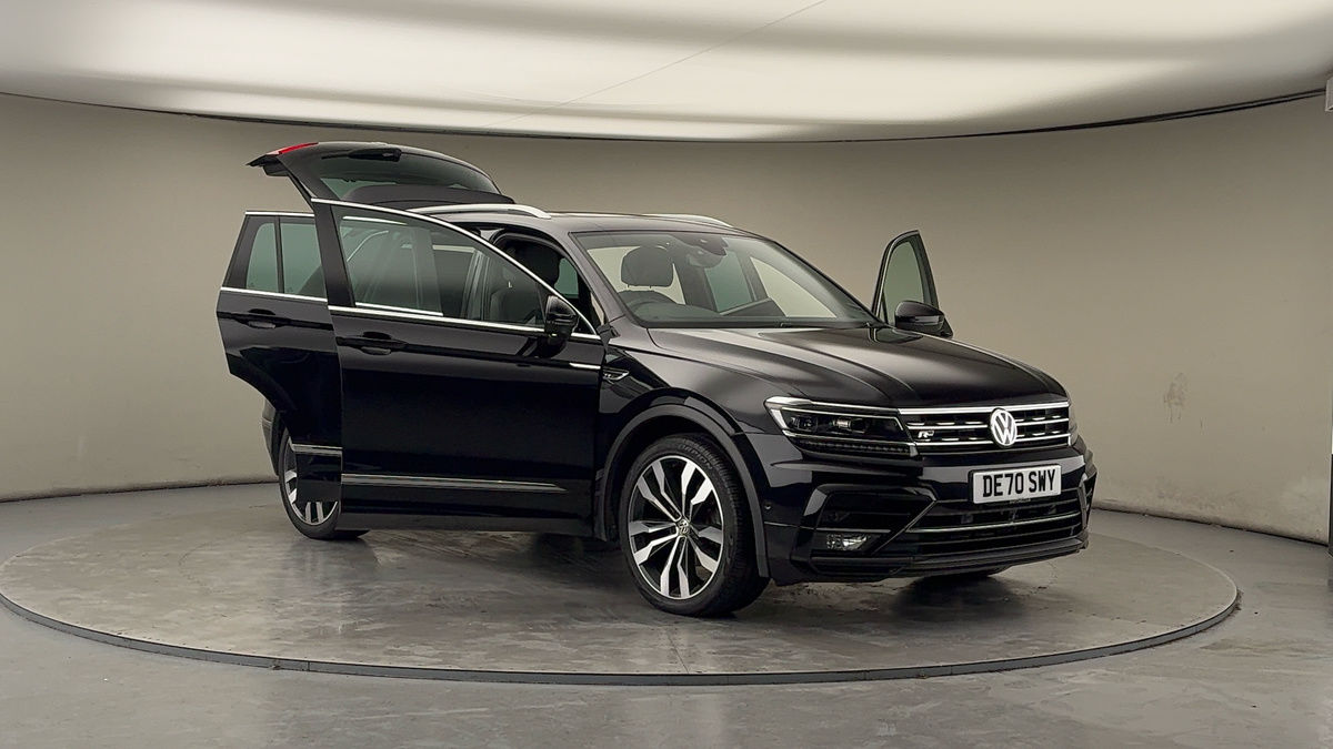 More views of Volkswagen Tiguan