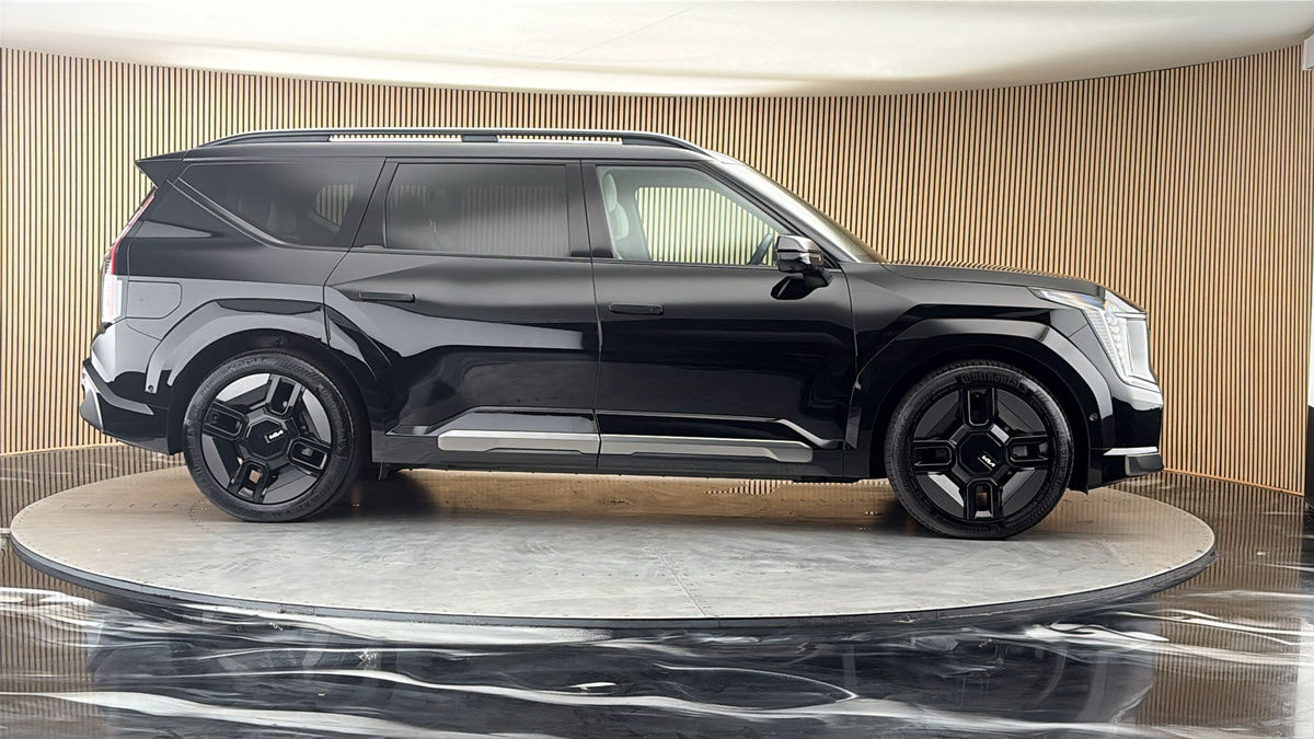More views of Kia EV9