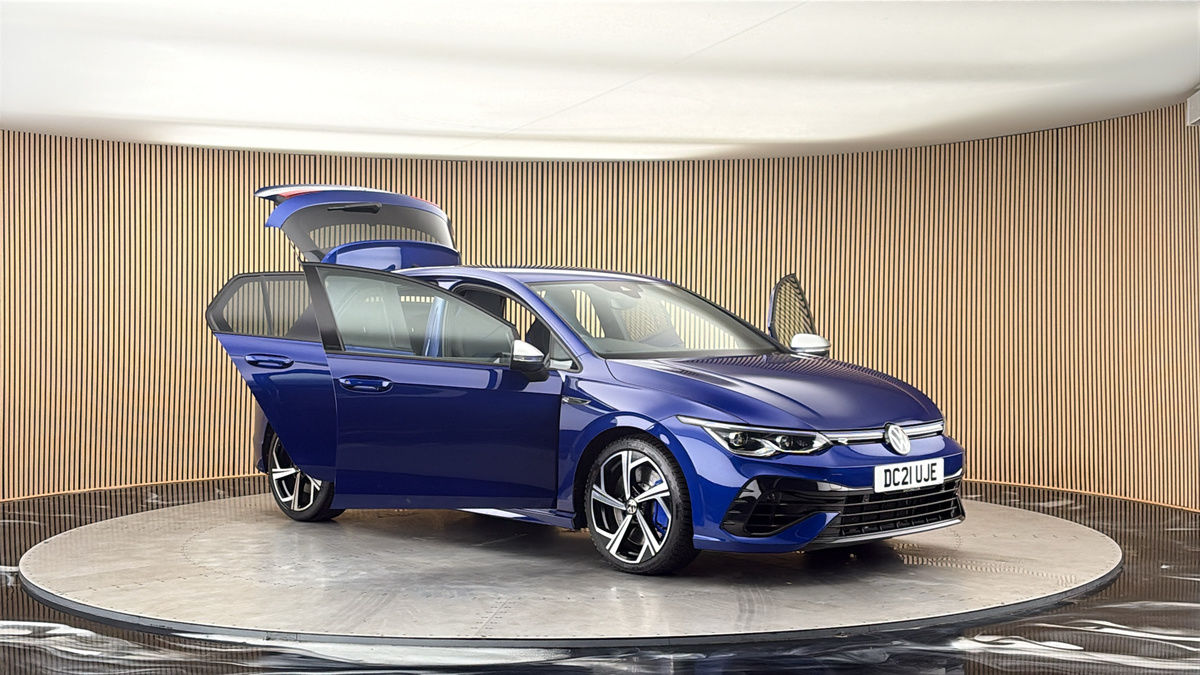 More views of Volkswagen Golf