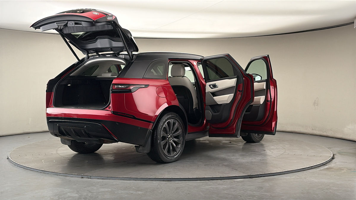 More views of Land Rover Range Rover Velar